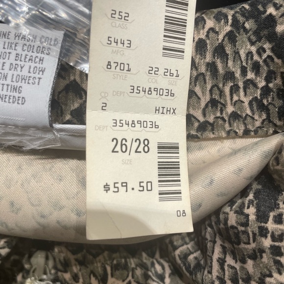 Avenue Faux Suede Cloth Snakeskin Zip Jacket Plus Size26-28 NWT - Picture 8 of 10